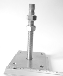 Опора стовпа дерев'яного регульована (домкрат) 120x120/140x100/6/M20x200мм, PB120